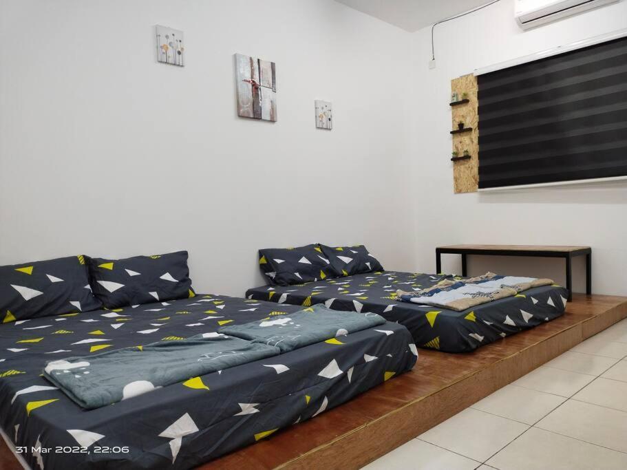 Rumah percutian 53ara Impians2 Dream Guest Homes 芙蓉民宿 *